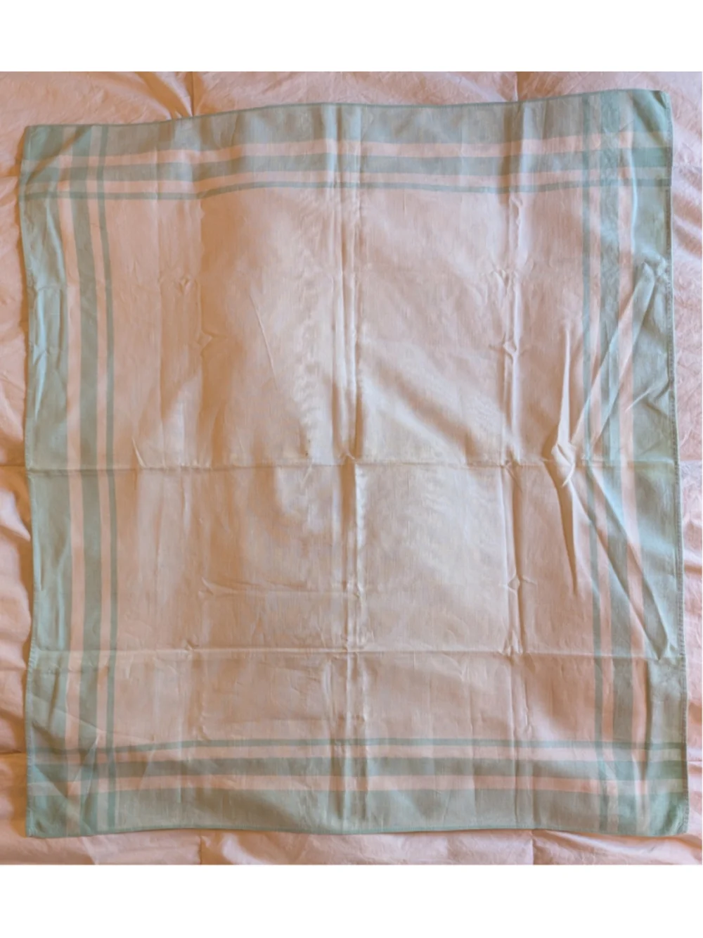 Vintage Unbranded Tablecloth Linen White Green Plaid 34